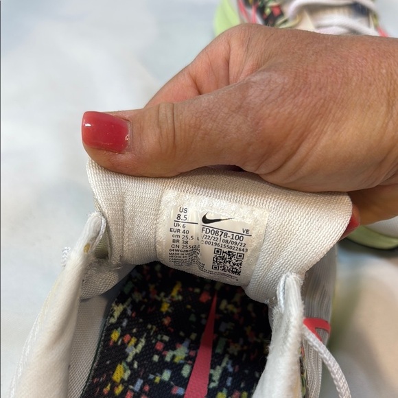 Nike Air Zoom Pegasus39 Womens Size 8.5 Low Top Running Sneaker Pre-owned - Picture 3 of 16